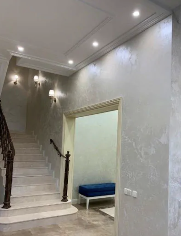 Furniture and Decorative Item Painting "Restoration and Transformation" image 1